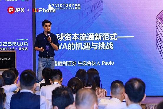 特斯拉的AI豪赌与比特币佛系持有：一场耐人寻味的科技企业财务策略
